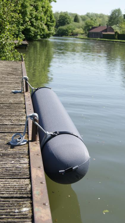 Protège Ponton